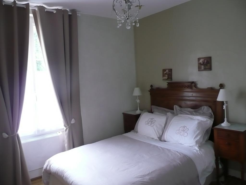 Les Lilas De Bellefontaine Bayeux Room photo